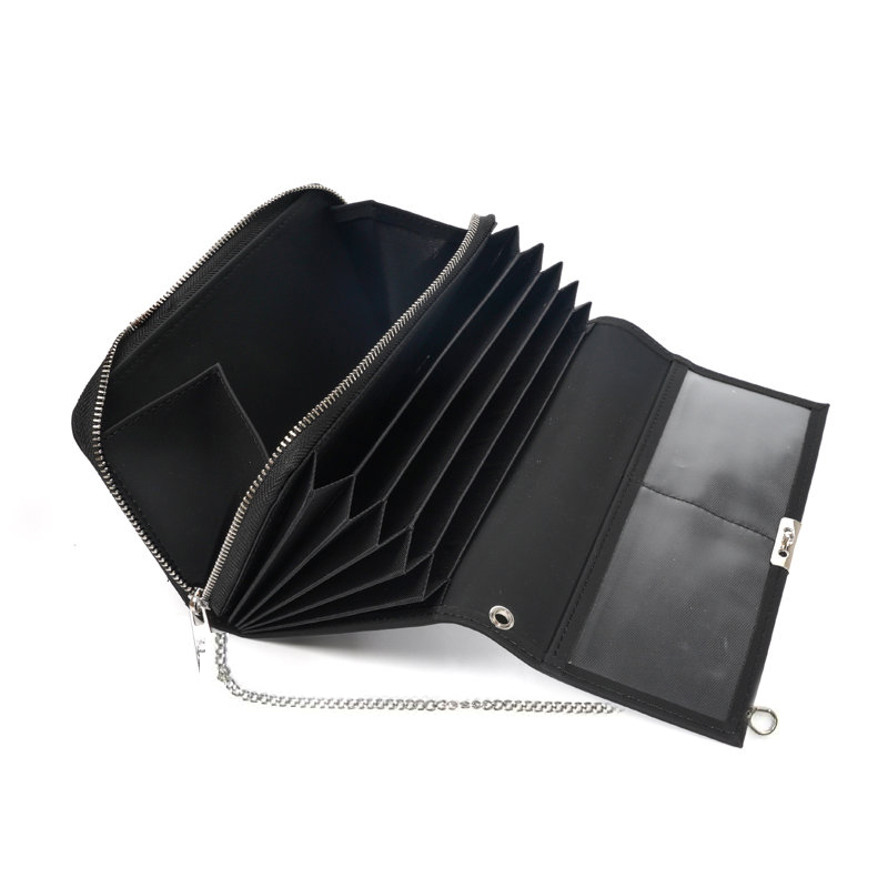 Leather Slimfold Waiter's Wallet With Chain1