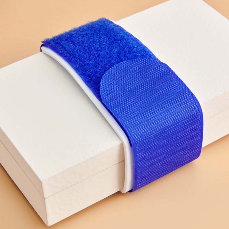 Adjustable Ski Fastener 1