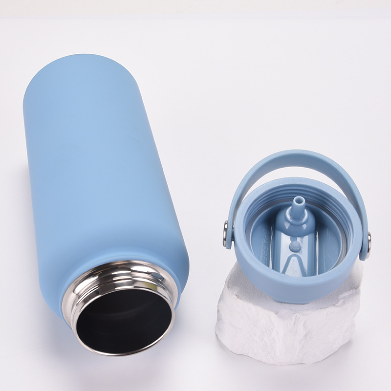 Portable Sports Insulated Water Bottle 2
