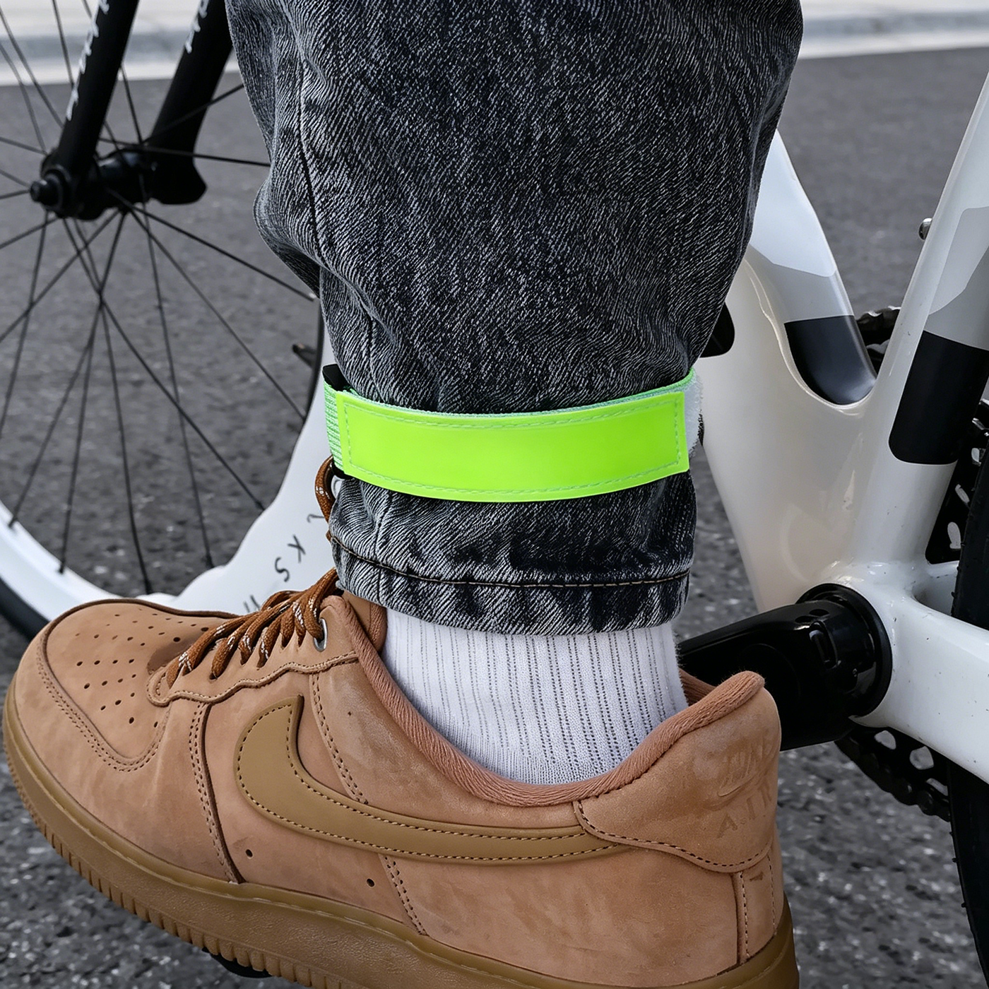 Reflective Cycling Ankle Bands3