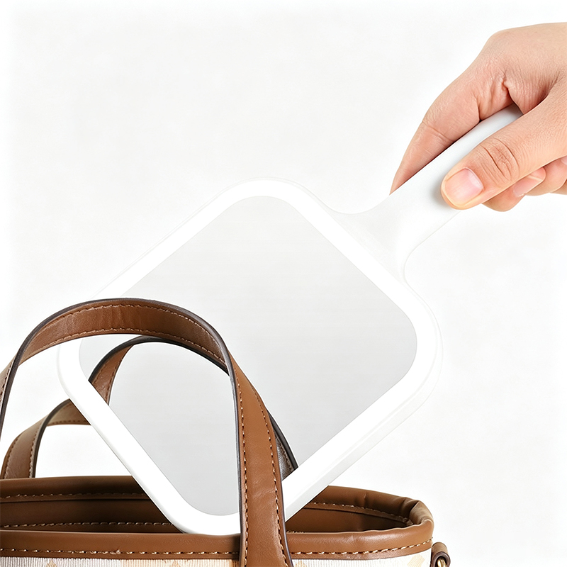 LED Lighted Handheld Mirror3