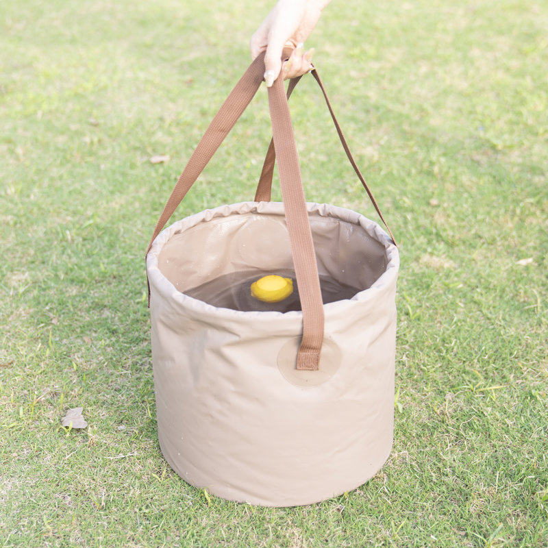 Portable 5-Gallon Collapsible Bucket2